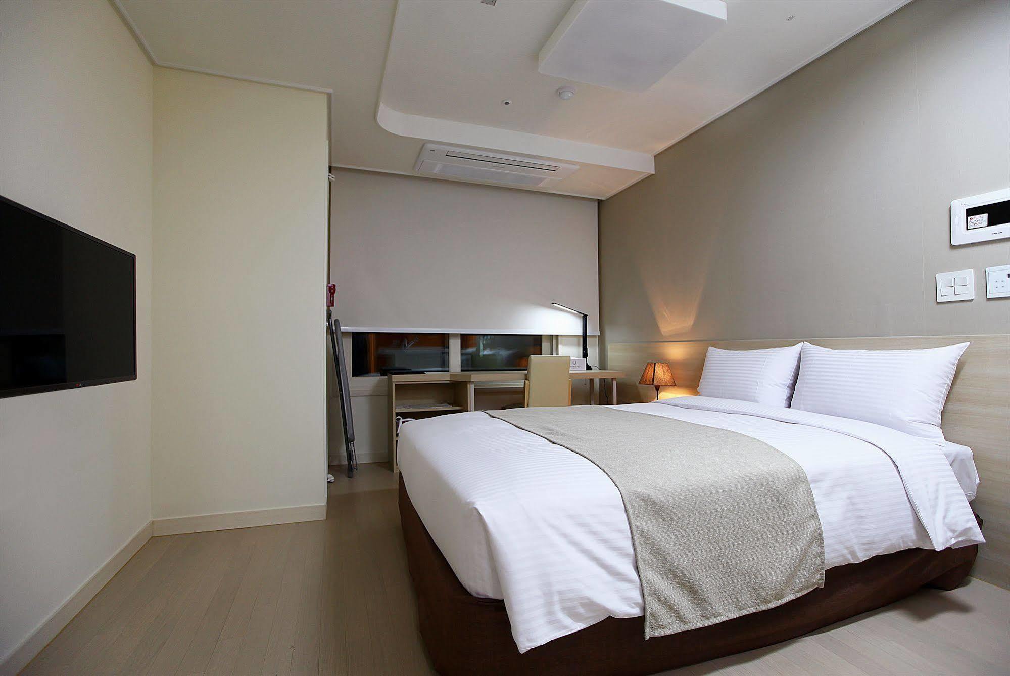 Urban Place Gangnam Seoul Exterior foto